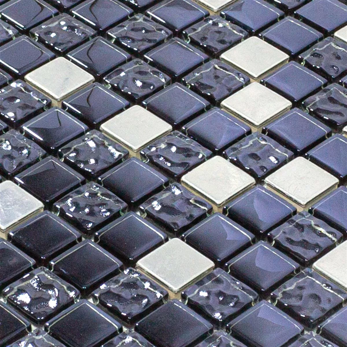 Échantillon Mosaïque Carrelage Verre Acier Inoxydable Blackriver Noir Argent Mix